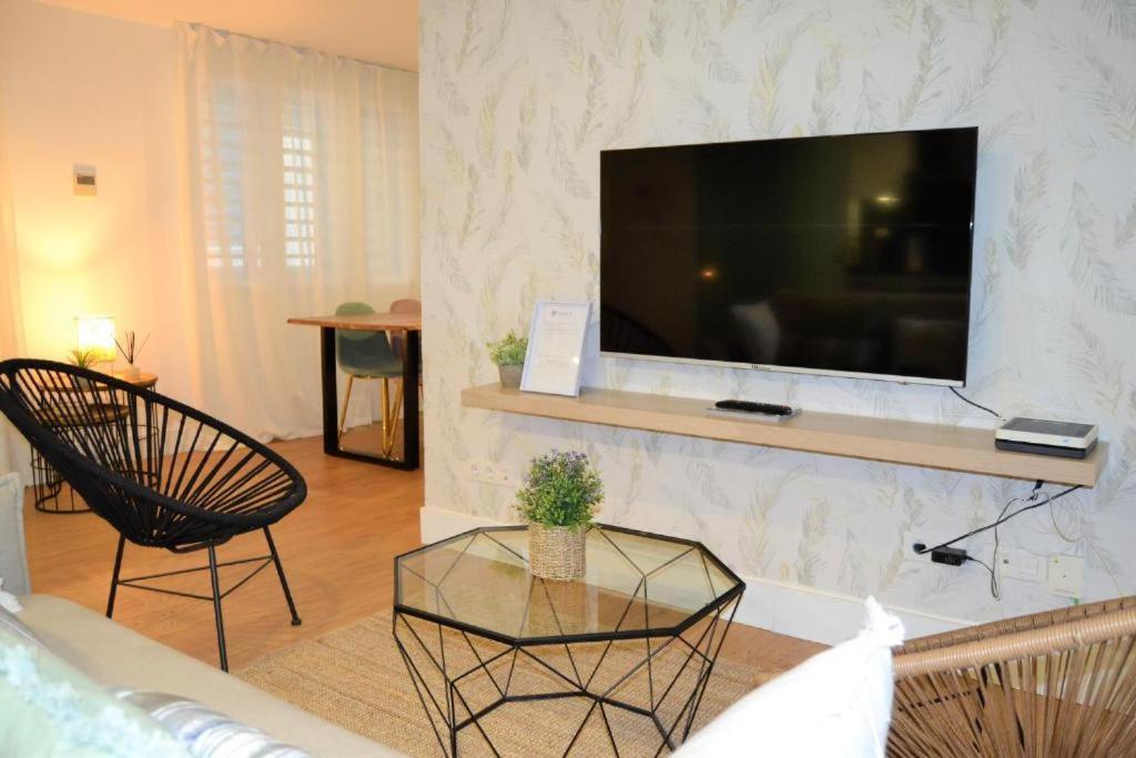 マラガAcogedor Apartamento Junto Al Museo Picassoアパートメント エクステリア 写真